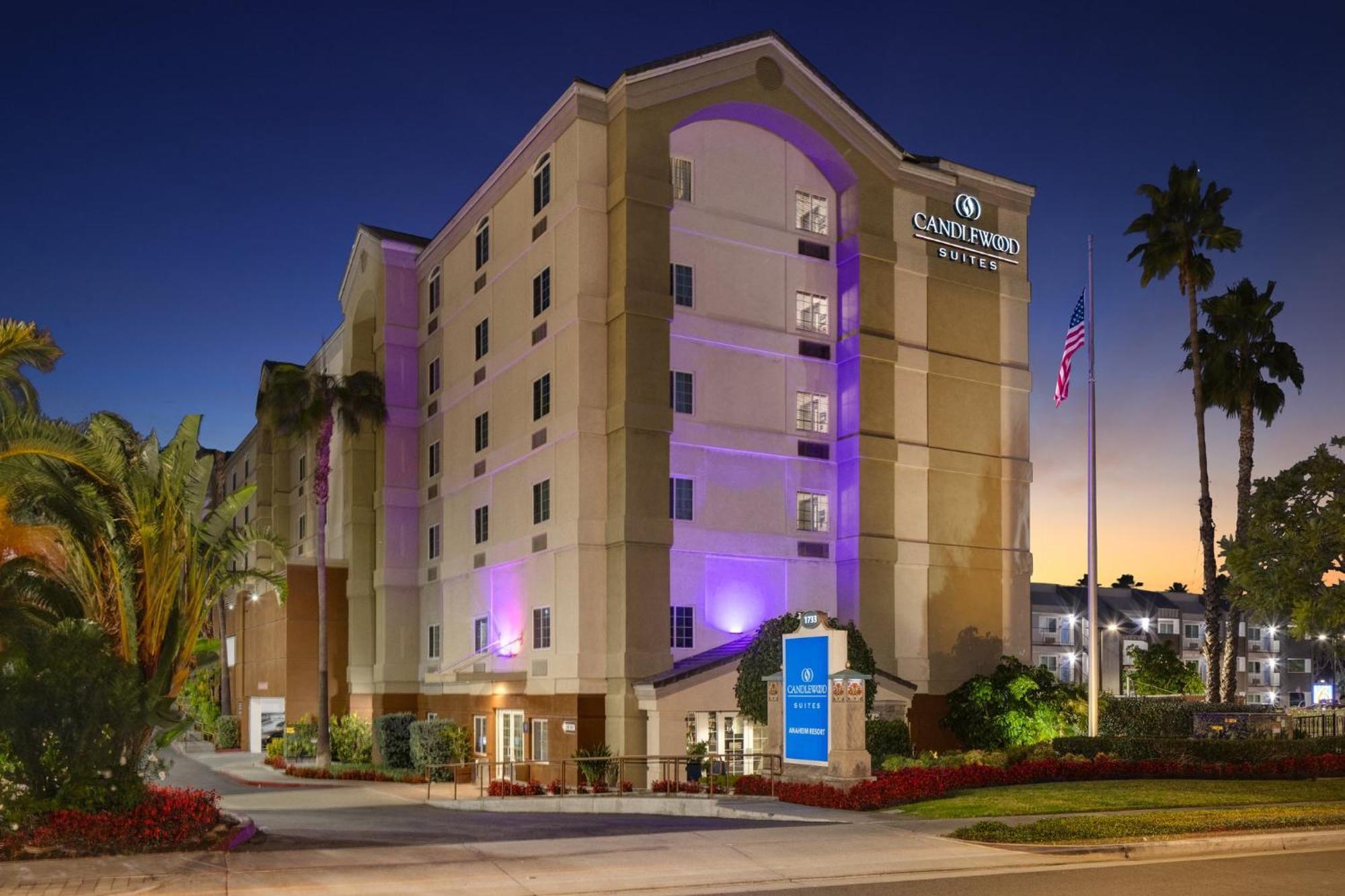 Candlewood Suites Anaheim - Resort Area, An Ihg Hotel Exterior photo