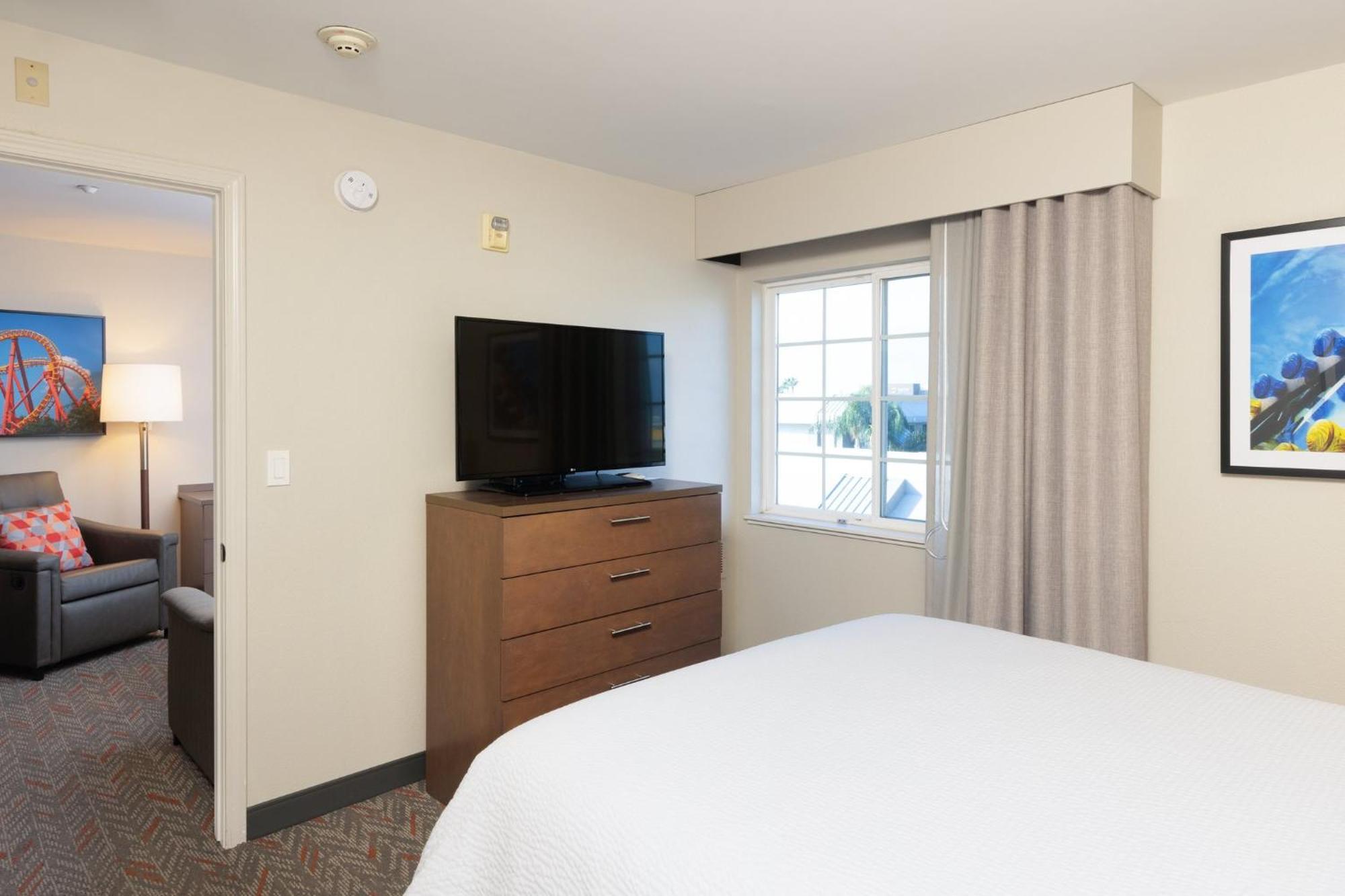 Candlewood Suites Anaheim - Resort Area, An Ihg Hotel Exterior photo